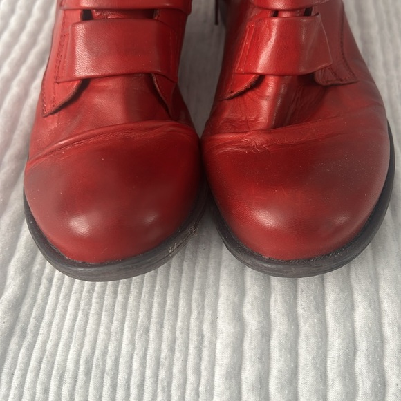 Miz Mooz Womens Leighton Red Ankle Boots Size 8 Medium (B, M) - Picture 5 of 7